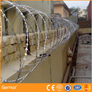 Concertina Razor Ribbon Barbed Wire Fence